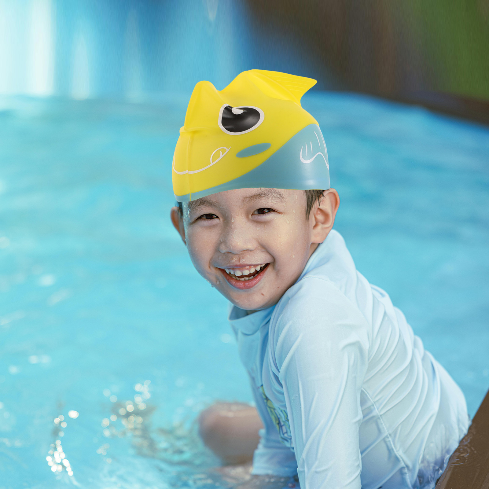 子供用、漫画柄プリントの水泳帽。柔らかいシリコン素材で快適、 - Swim Hat Silicone のレビューと価格